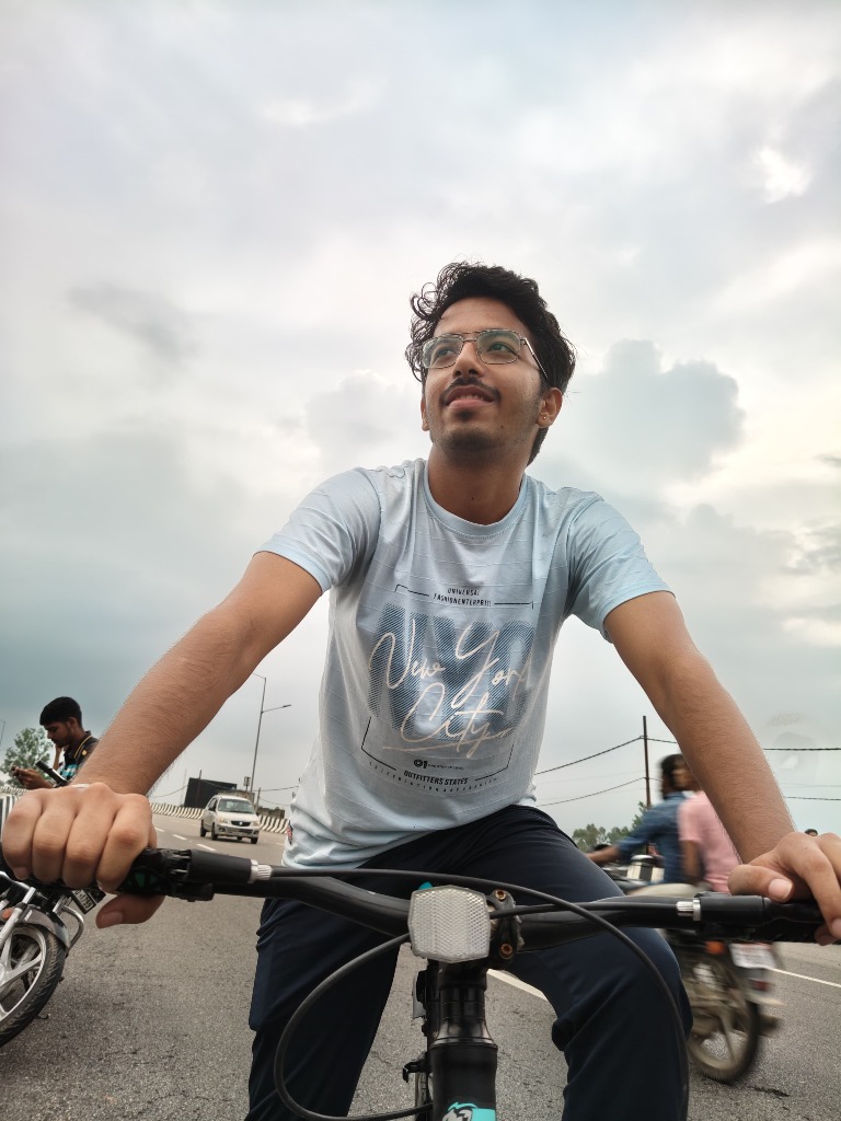 Open Roads & Weekend Cycling